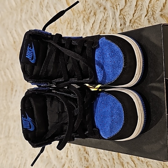 Jordan 1 retro high OG - Picture 2 of 9